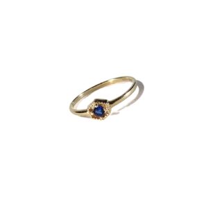 ANILLO DE ORO 10 KT DECORACIÓN CON PIEDRA COLOR AZUL