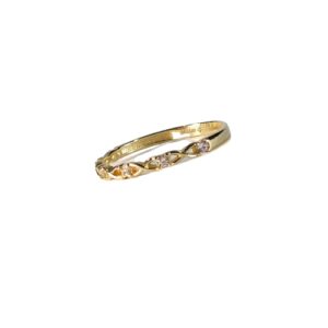 ANILLO DE ORO 10 KT CON PEDRERÍA Y FORMAS DE INFINITO